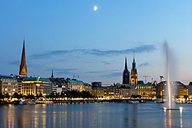 Staev Escort Service Hamburg. Escort Ladies mit Niveau und Sexappeal. 